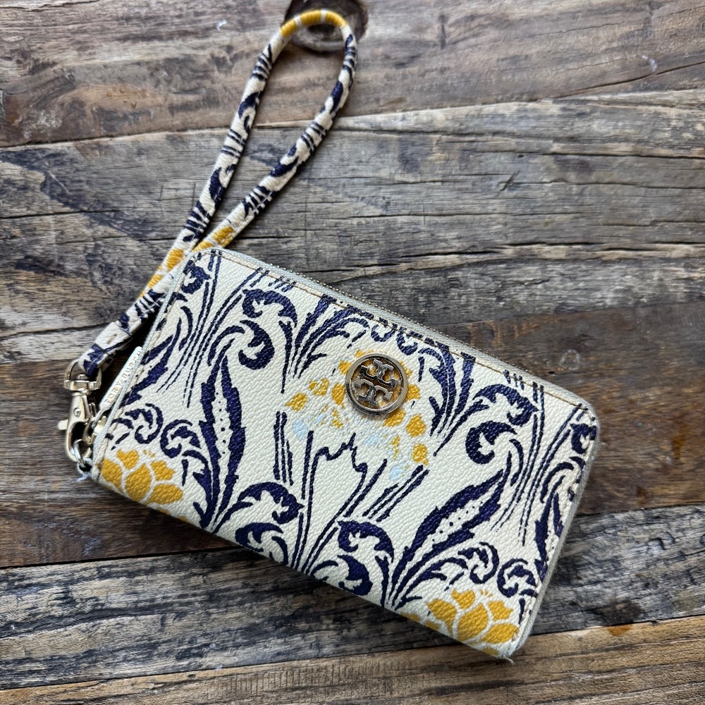 Tory Burch Wristlet Wallet
